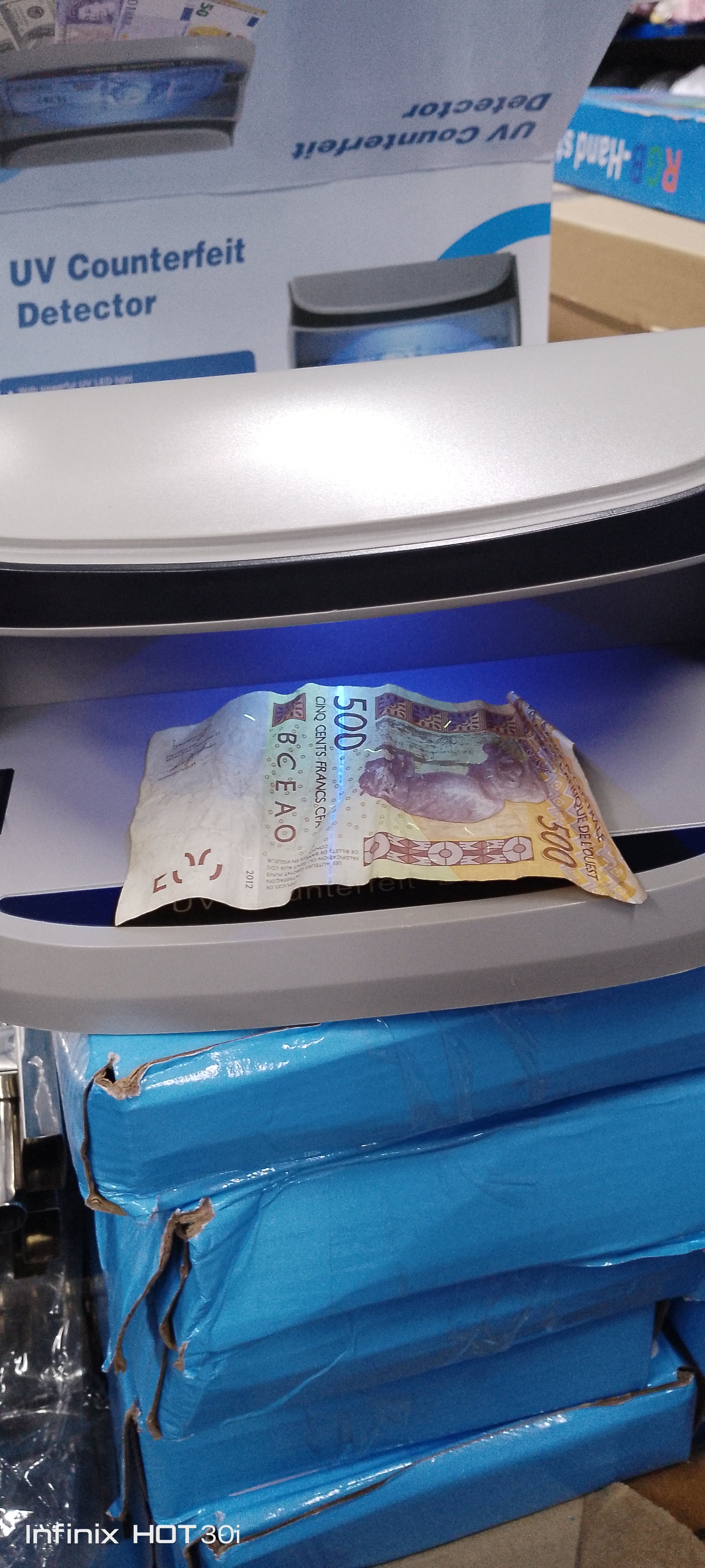 Détecteur de Faux billets