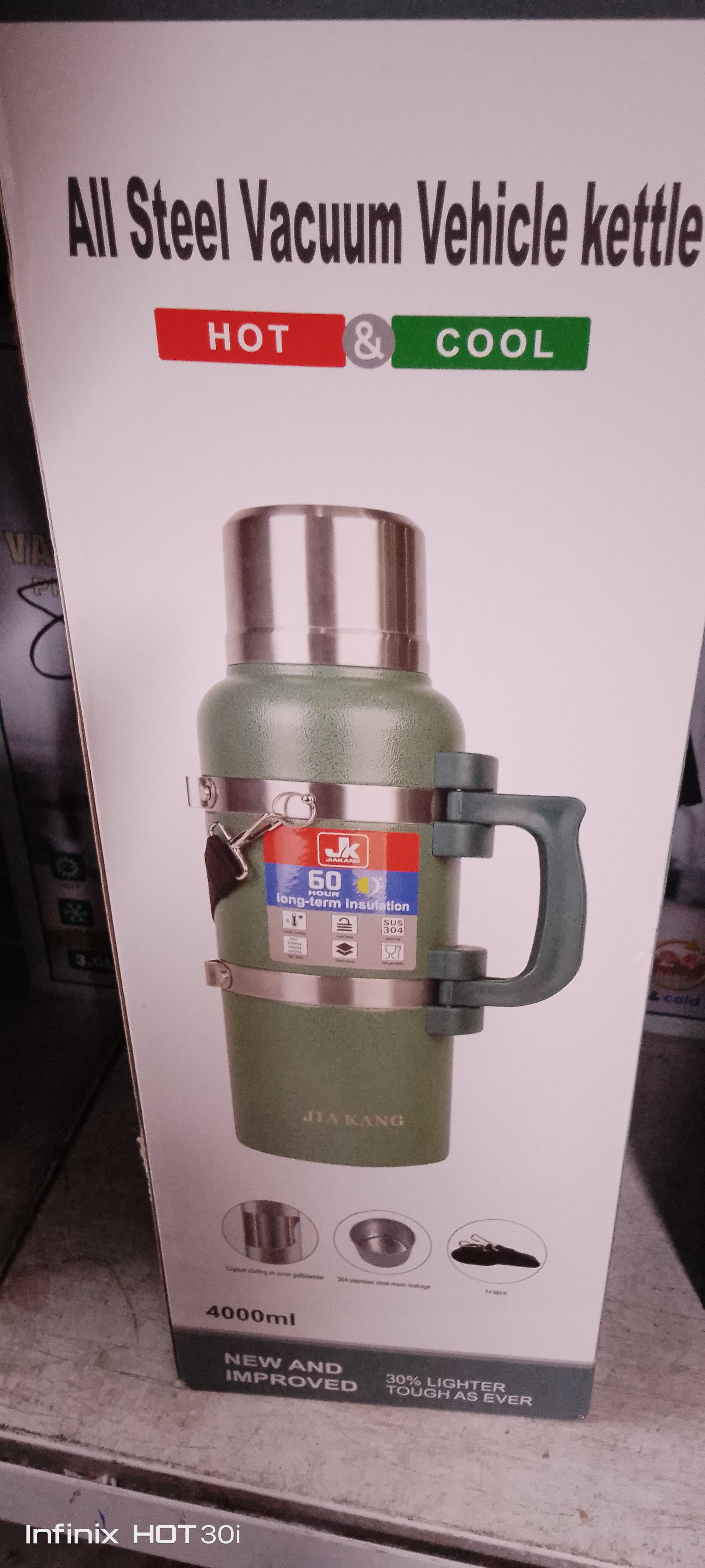 THERMOS ISOTHERME EN ACIER INOXYDABLE AVEC POIGNÉE 4000ml