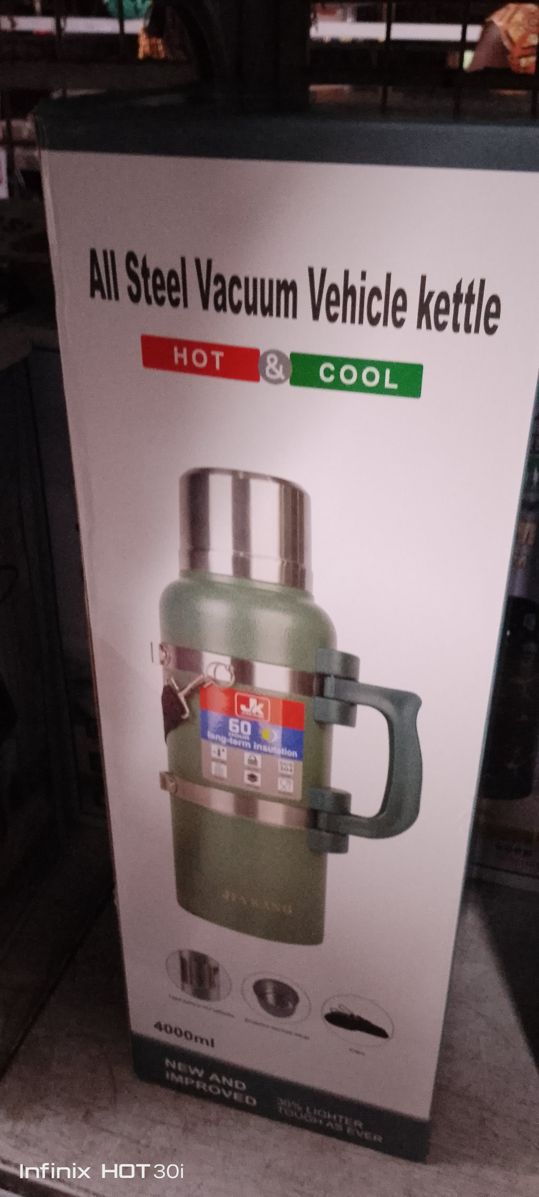 THERMOS ISOTHERME EN ACIER INOXYDABLE AVEC POIGNÉE 4000ml